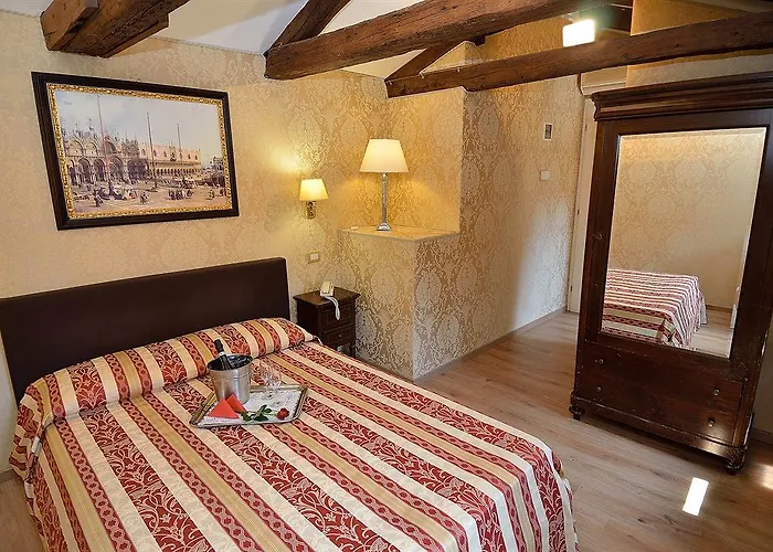 Residenza Goldoni Nocleg ze śniadaniem