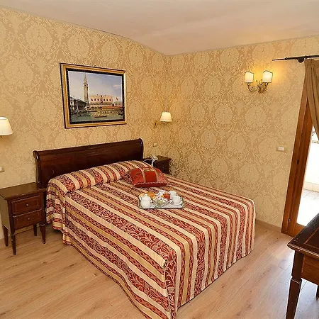 Residenza Goldoni Couette-café Venise
