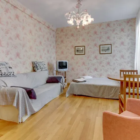 Couette-café Residenza Goldoni 3*