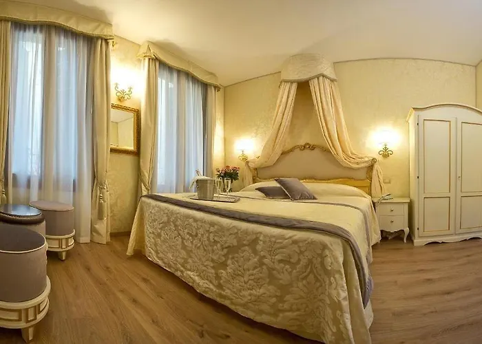 Residenza Goldoni Couette-café Venise