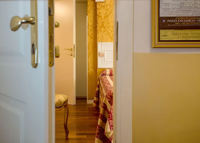 Residenza Goldoni Couette-café 3*