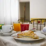 ريزيدنسا جولدوني 3* البندقية