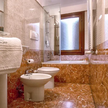 ريزيدنسا جولدوني 3*