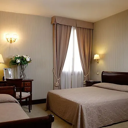 Residenza Goldoni Bed & Breakfast 3*
