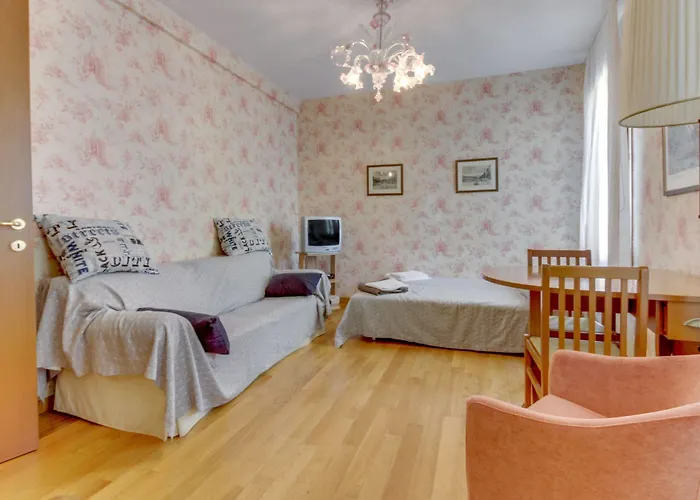 Bed & Breakfast Residenza Goldoni 3*