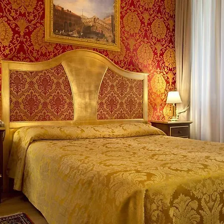 Residenza Goldoni Bed & Breakfast 3*